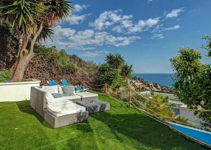 Zen By Hello Homes *