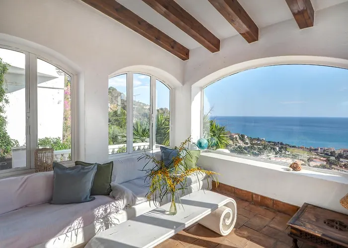 Zen By Hello Homes *