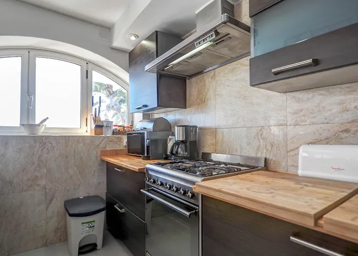 Zen By Hello Homes *